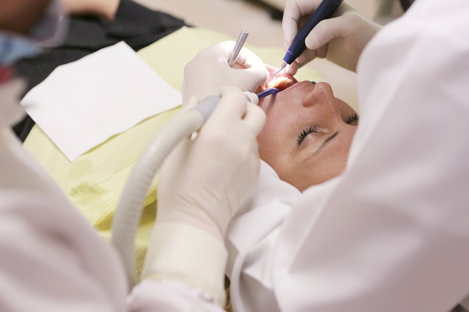 근거(veneer) 치과보철치료비 알아보기 3 치아보철치료비